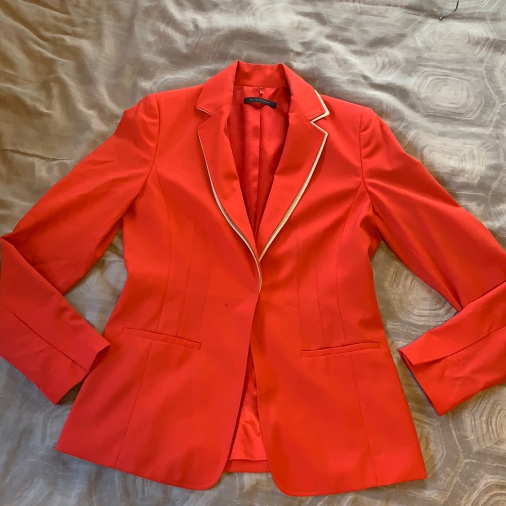 Elie Tahari pink blazer beige trim size 8